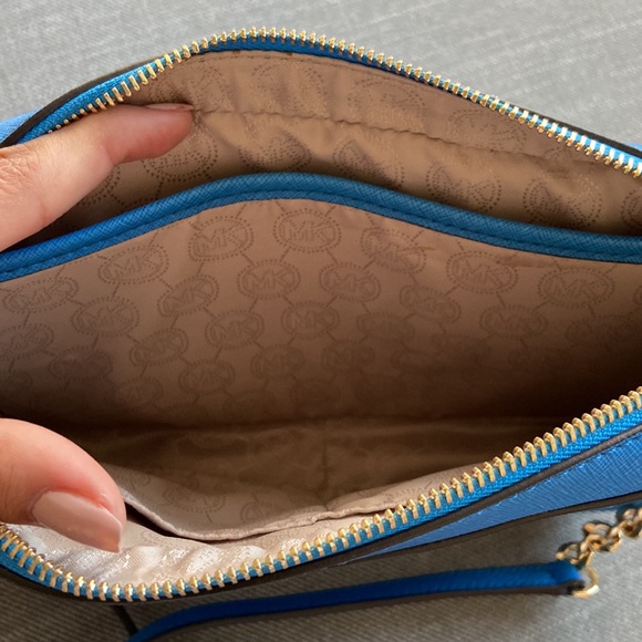 Blue Michael Kors cross body bag. Matching wallet a available. - Picture 3 of 5